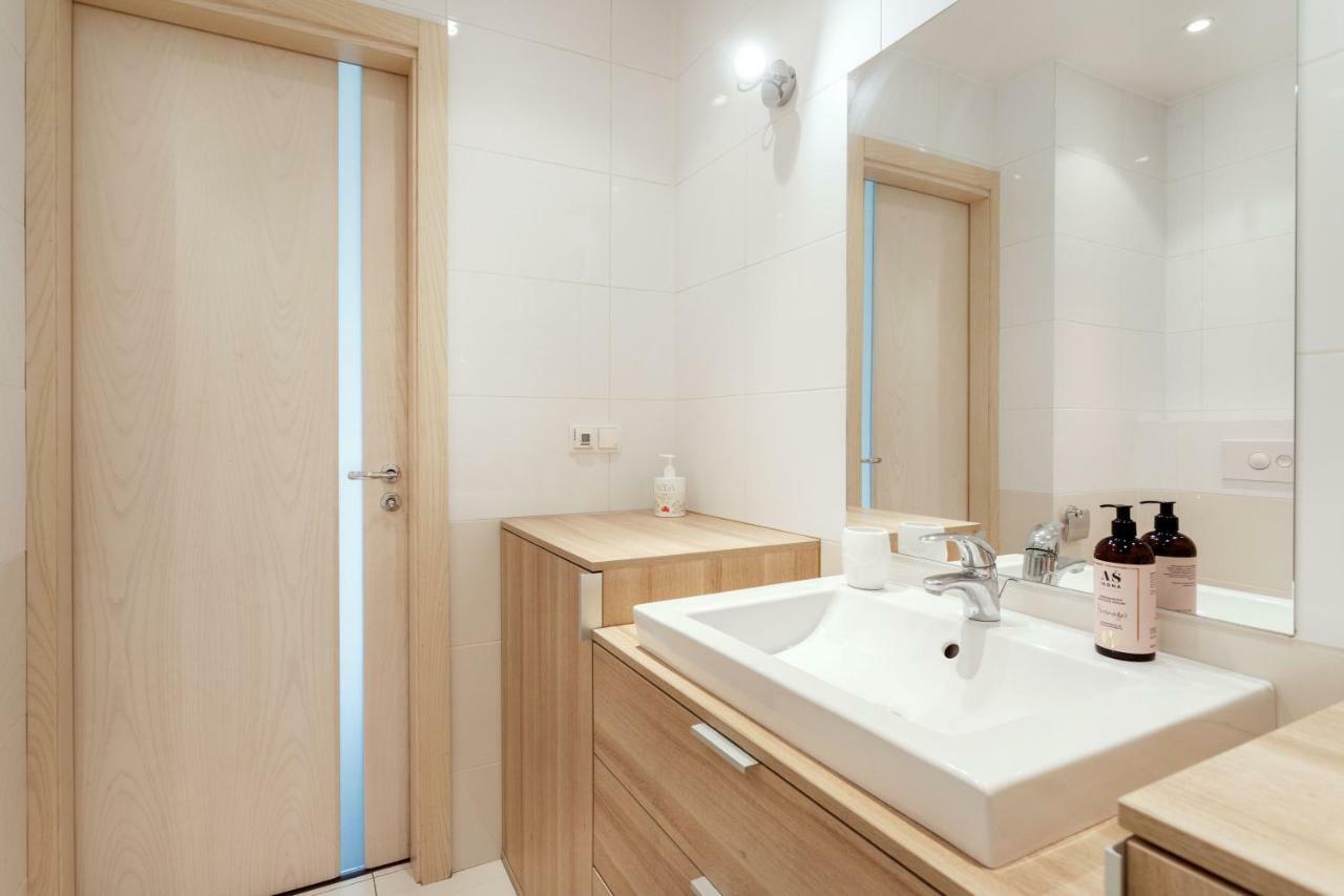 Zalgirio Apartment Vilnius Bagian luar foto